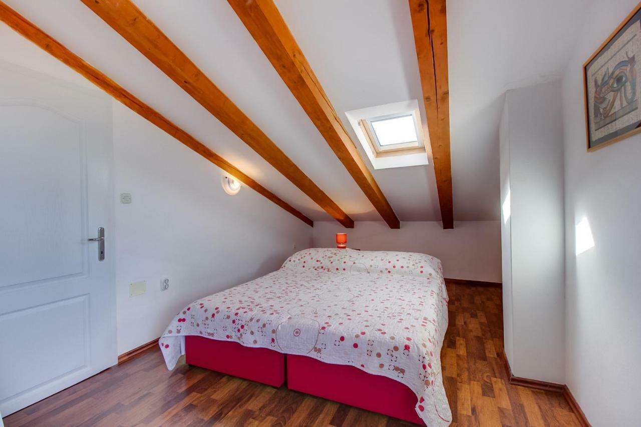 Apartman Natasa Mali Lošinj Kültér fotó